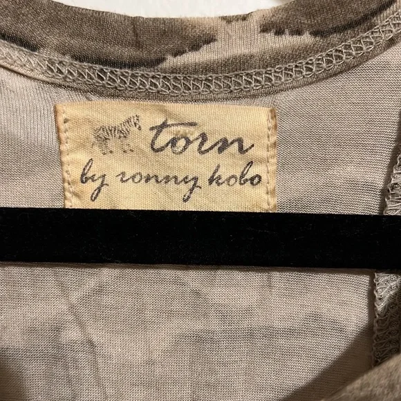 Torn by Ronny kobo snake print blouse - Picture 3 of 6